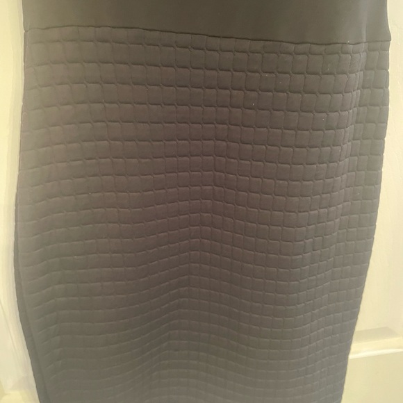 Designer REISS Freda dress size 4 BRAND NEW--black textured skirt off shoulder - Picture 8 of 9
